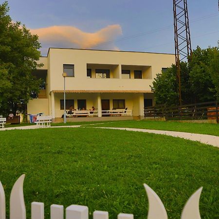 Holiday Homes Pozitiva Bihać Екстериор снимка