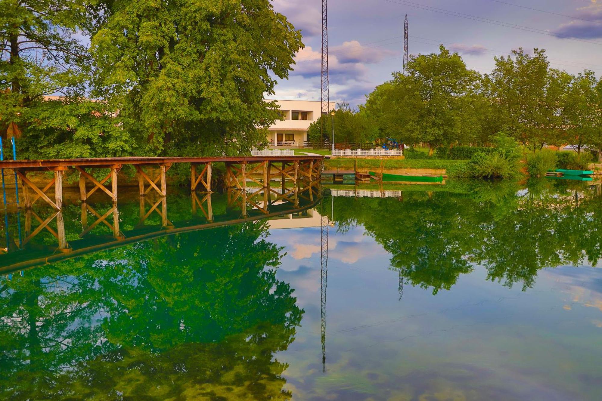 Holiday Homes Pozitiva Bihać Екстериор снимка