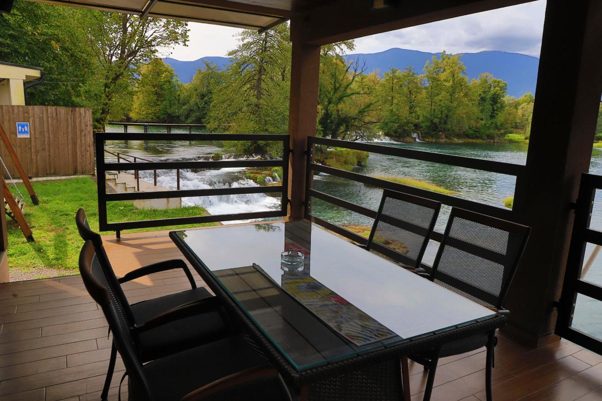 Holiday Homes Pozitiva Bihać Стая снимка
